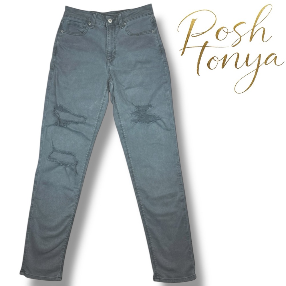 American Eagle High Rise Distressed Mom Jeans Gray Size 2L (Long) Streetwear
